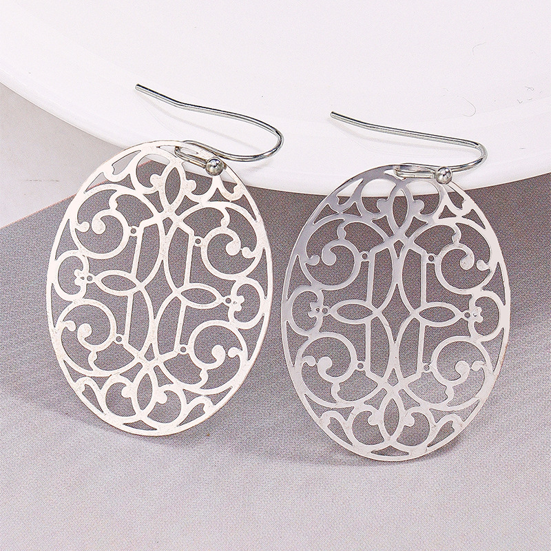 Cross-Border European and American Retro Ethnic Style Geometric Hollow Carved Pattern Pendant Earrings Oval Alloy Fashion Earrings Cross-Border European and American Retro Ethnic Style Geometric Hollow Carved Pattern Pendant Earrings Oval Alloy Fashion Earrings