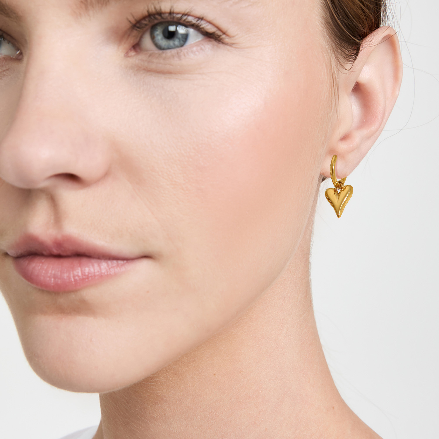 efcol30432178a0_1645740458078_