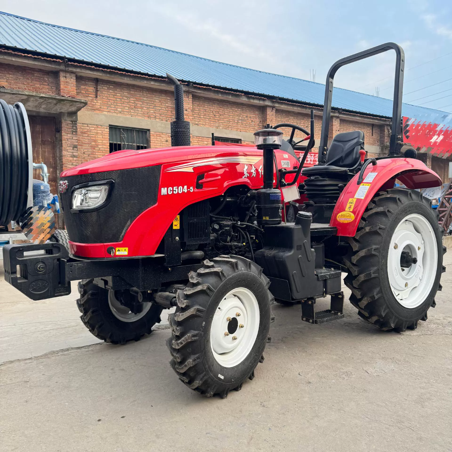 东方红农用拖拉机504四驱柴油大马力水旱田多功能旋耕犁地耕地机