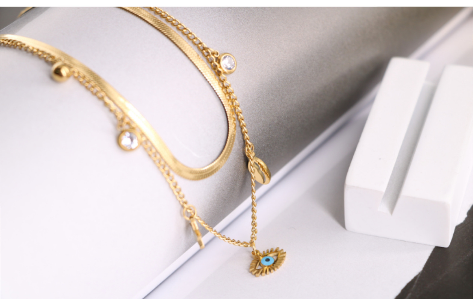 Fashion Eye Titanium Steel Plating Inlay Artificial Gemstones Bracelets Necklace