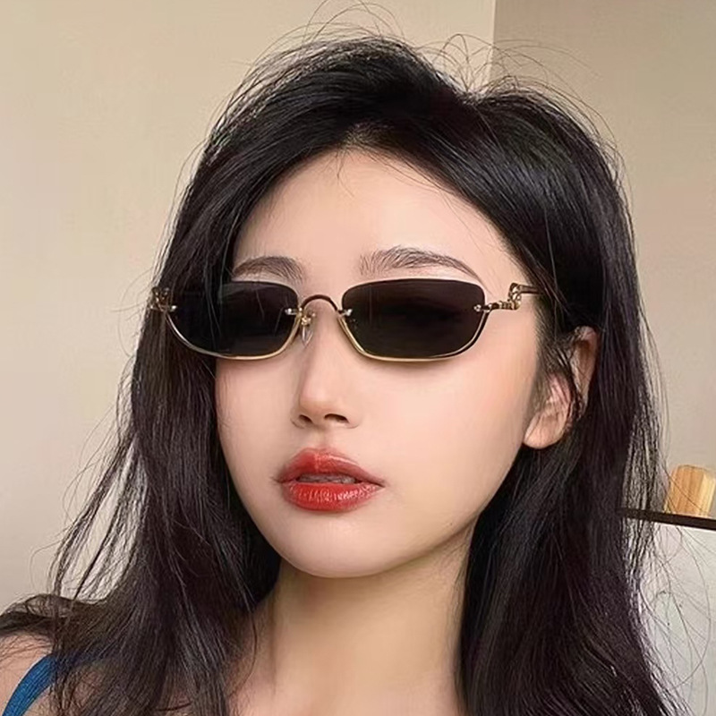 Nuevos productos Gafas de sol para el hogar Europa y América INS celebridades de Internet con el mismo estilo Gafas de sol de hip-hop con personalidad de medio marco de metal GG1278S