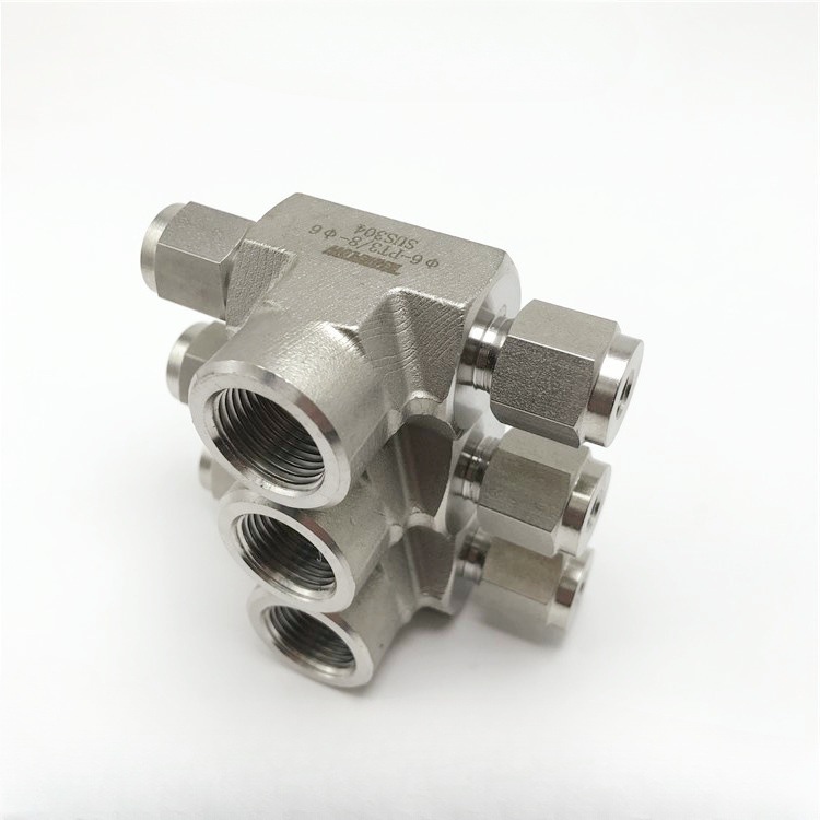 TENHEFLOW卡套外螺纹直通接头CM0604  PT1/2