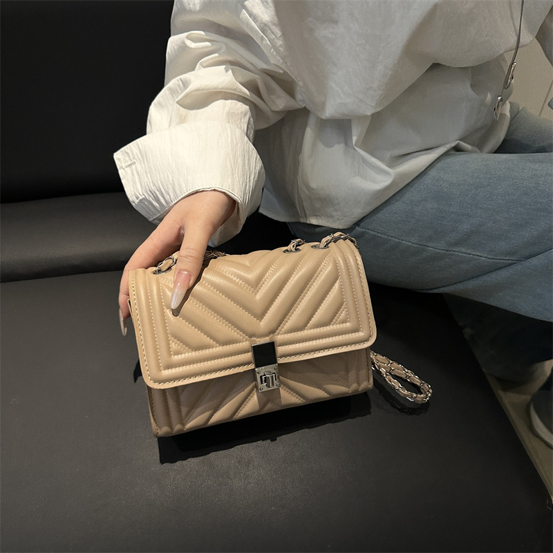 Textura Lingge nicho bolso femenino 2025 verano nuevo estilo moda cadena todo fósforo ins bandolera estilo occidental