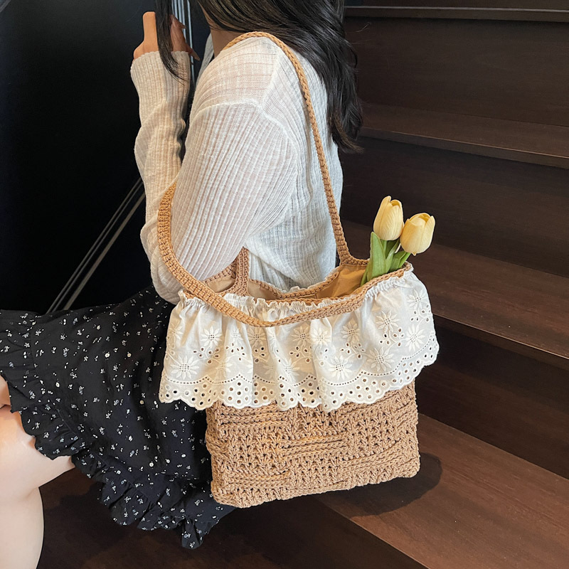 Versión coreana del bolso de nicho 2025 verano nuevo bolso femenino estilo pastoral bolso de punto bolso de hombro de encaje