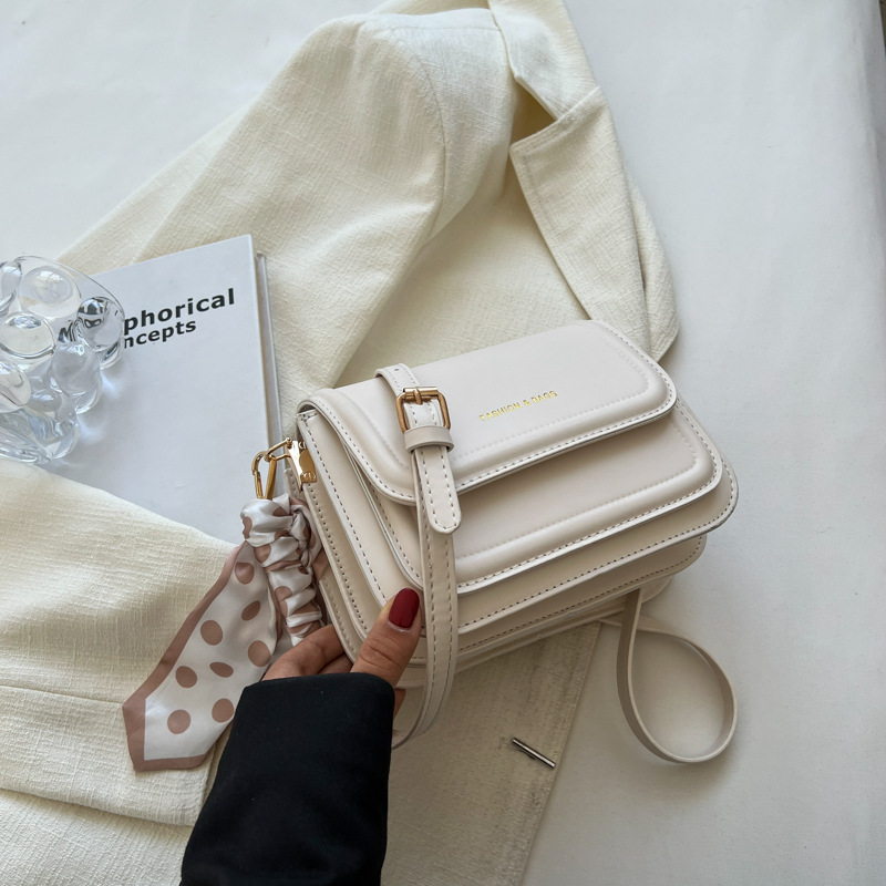 펜던트 없는 아이보리