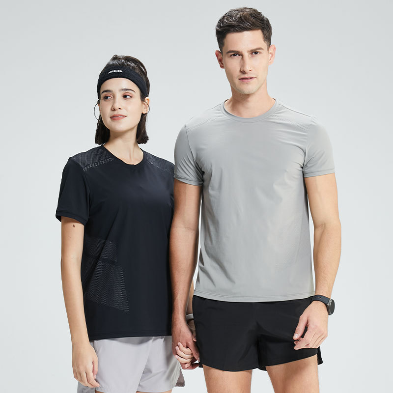 Camiseta deportiva de manga corta con cuello redondo y cuello redondo con estampado de ocio, ropa de secado rápido para correr con seda de hielo al aire libre para hombres