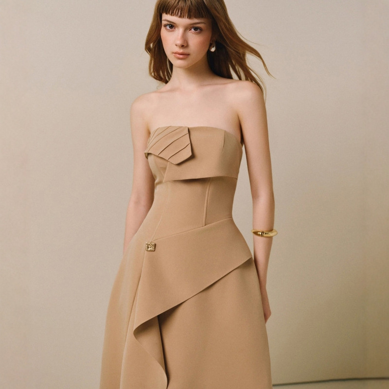 Vietnamese Niche Designer Dress Accessible Luxury Waist-Covering Belly Asymmetrical Tube Top Banquet Dress Skirt 2192 Vietnamese Niche Designer Dress Accessible Luxury Waist-Covering Belly Asymmetrical Tube Top Banquet Dress Skirt 2192