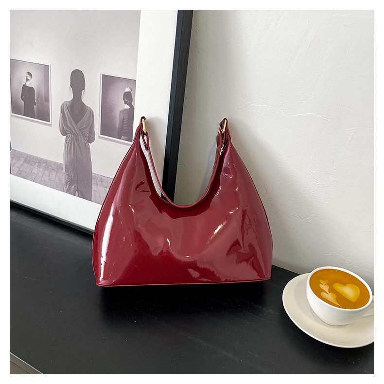 660g Weight Nylon Lining Material Zipper Closure Type Single Shoulder Strap Strap Type Underarm Bag Bags Type Daily, Shopping Occasion Pu Leather Material Solid Color Pattern All Seasons Season Women's Gender Streetwear Style Pillow Shape Shape Small Size Women's Small Pu Leather Solid Color Streetwear Pillow Shape Zipper Underarm Bag 15