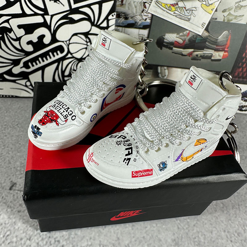 96. lakers white random one + box