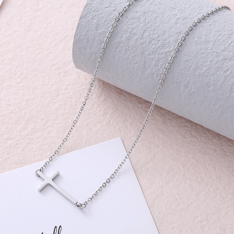 Street Occasion Stainless Steel Material Wholesale Hip-hop Cross Stainless Steel Pendant Necklace