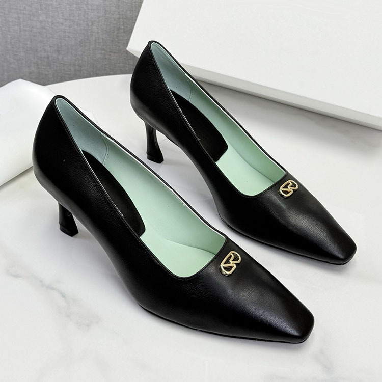 2026 Spring and Autumn Niche Genuine Leather Versatile Square-Toe Low-Top All-Season Single Shoes with Thin Heels for Commuting, Elegant Ladies' Ol Work High Heels 2026 Spring and Autumn Niche Genuine Leather Versatile Square-Toe Low-Top All-Season Single Shoes with Thin Heels for Commuting, Elegant Ladies' Ol Work High Heels