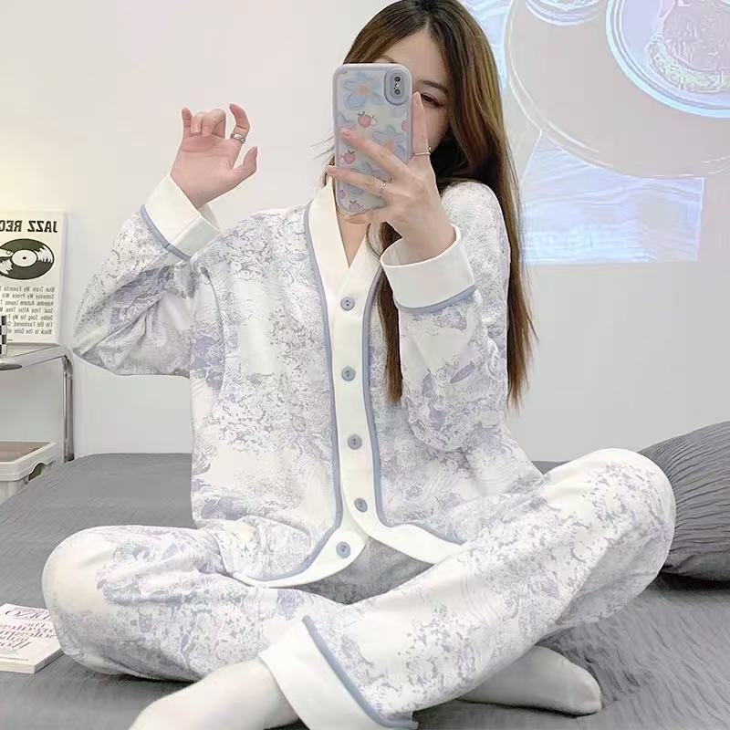2025 pijama de perro de jade Gui primavera y otoño para mujeres manga larga dibujos animados adorables estudiantes adolescentes gran tamaño gordo mm ropa de hogar