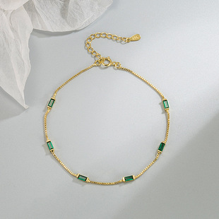 Retro small design demi-season universal bracelet emerald, with gem, light luxury style, simple and elegant design, 2023