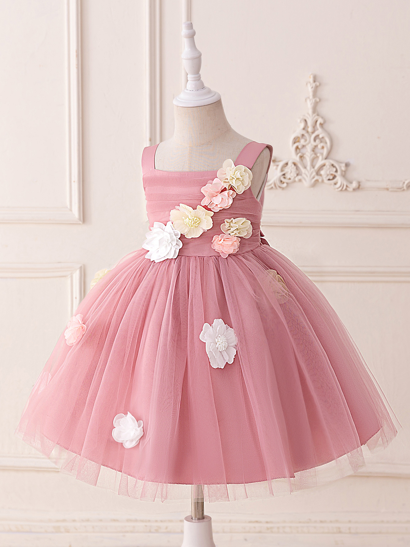 Vestido para niños 2025 Vestido de princesa de cumpleaños de niña con tirantes de estilo nuevo europeo y americano