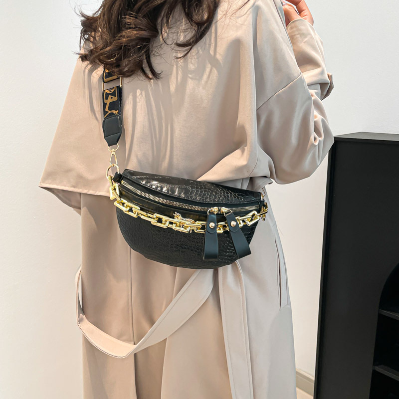 Bolsa de pecho para mujer 2025 nuevo bolso de hombro con patrón de cocodrilo de moda cadena bolso pequeño riñonera bolso de silla de mensajero de banda ancha