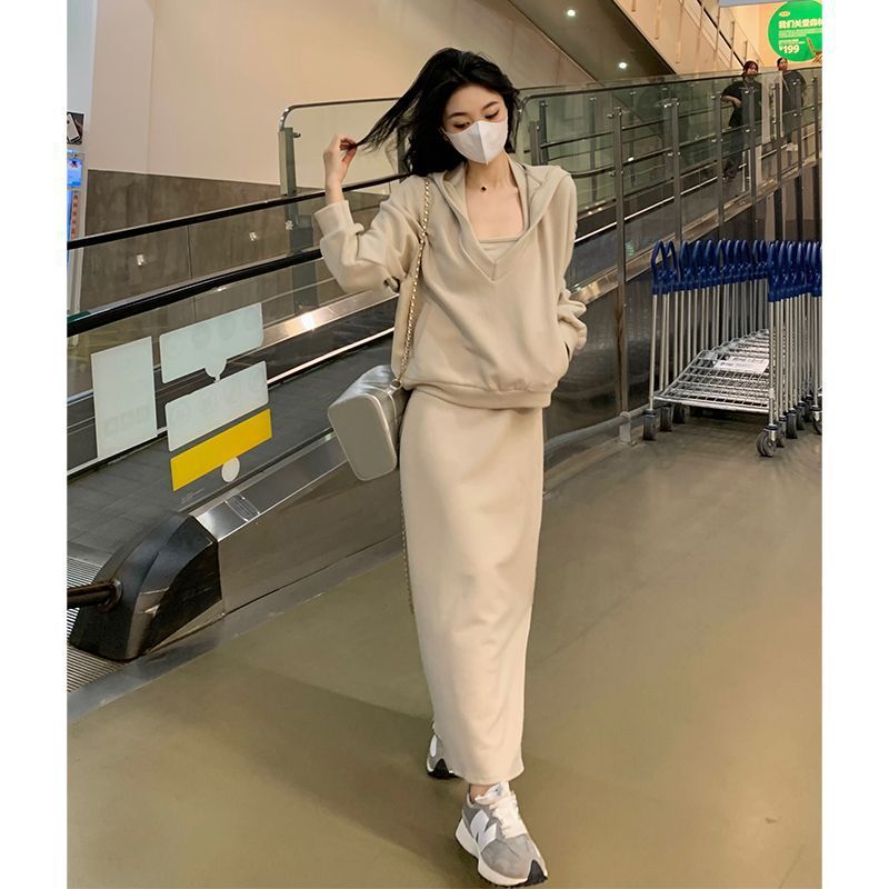 春秋款卫衣搭配一整套2025今年流行网红休闲粉色两件套装裙女|undefined