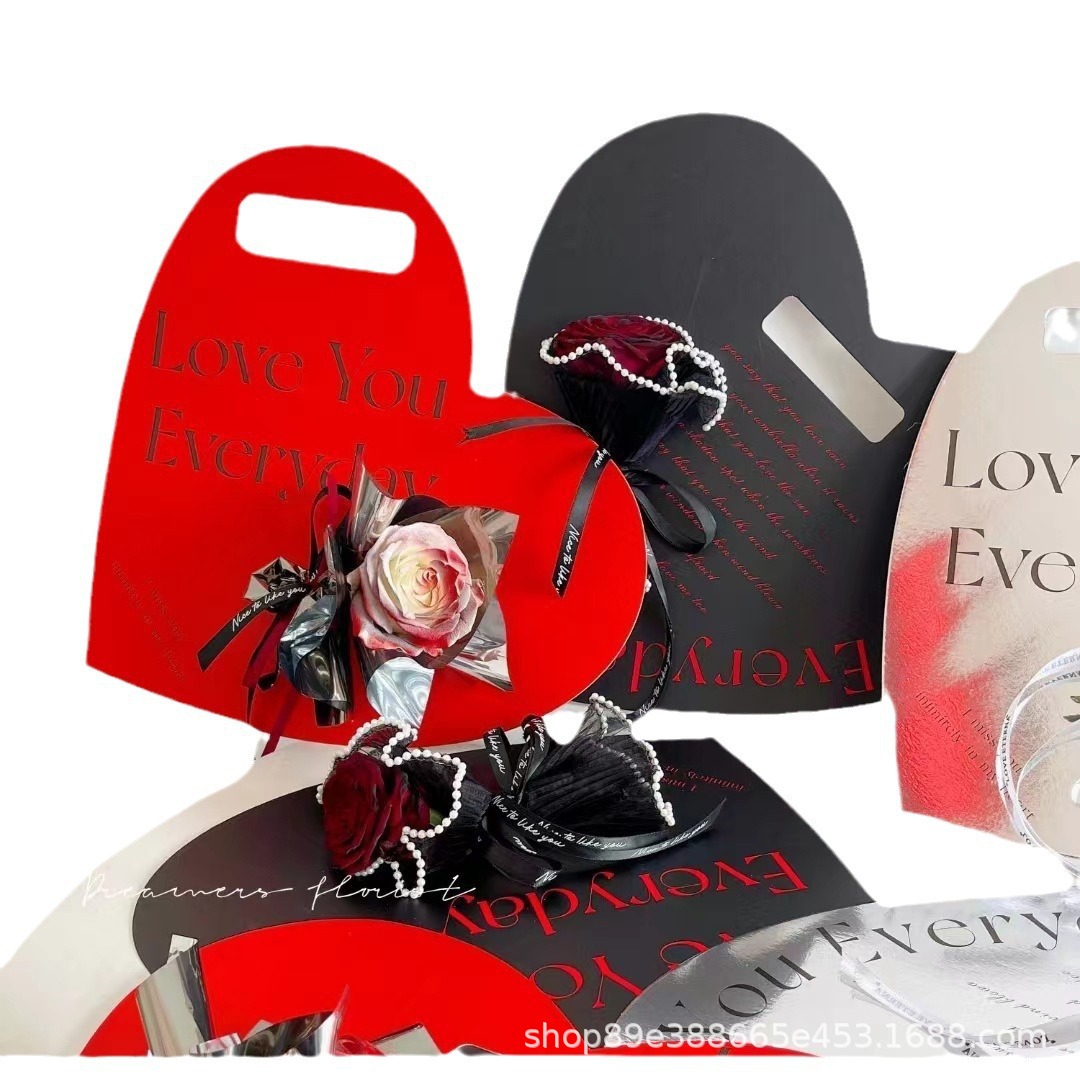 七夕鲜花包装盒单支玫瑰花袋心形镜面花艺手提袋情人节卡片式花盒