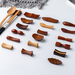 Wooden chopstick holder hotel household chopstick rest Japanese style chopstick stand home chopstick pad public chopstick holder NSZRbfsj