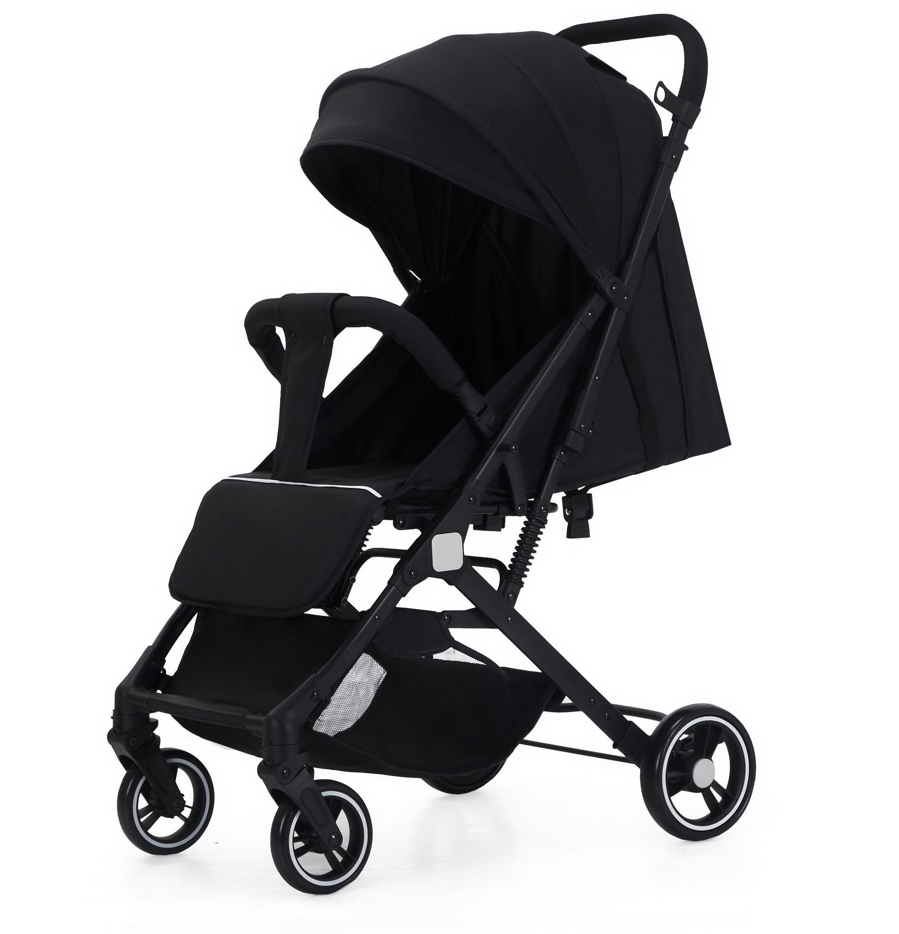 El cochecito de bebé se puede sentar y reclinar. Cochecito de bebé de dos vías, ligero, amortiguador, alto paisaje, un cochecito plegable de tres años con una tecla
