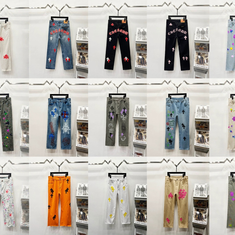 New trendy Chrome Hearts cross patch washed jeans for couples, street style, loose fit, straight-leg pants for spring and autumn New trendy Chrome Hearts cross patch washed jeans for couples, street style, loose fit, straight-leg pants for spring and autumn