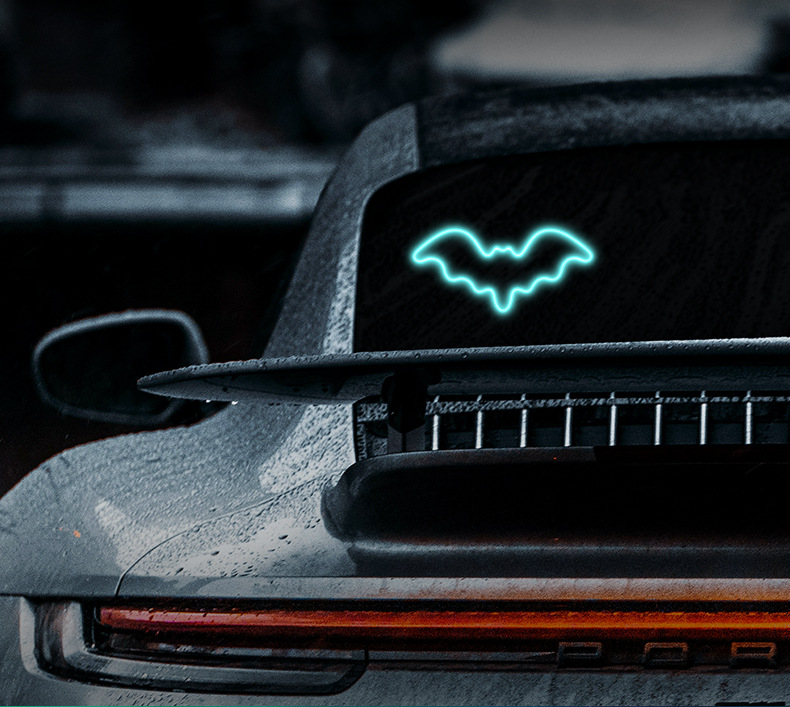 Car Solar-Powered Wireless Led Triangular Window Heart-Shaped Light, Wireless Neon Glowing C-Pillar Ambient Car Interior Decoration