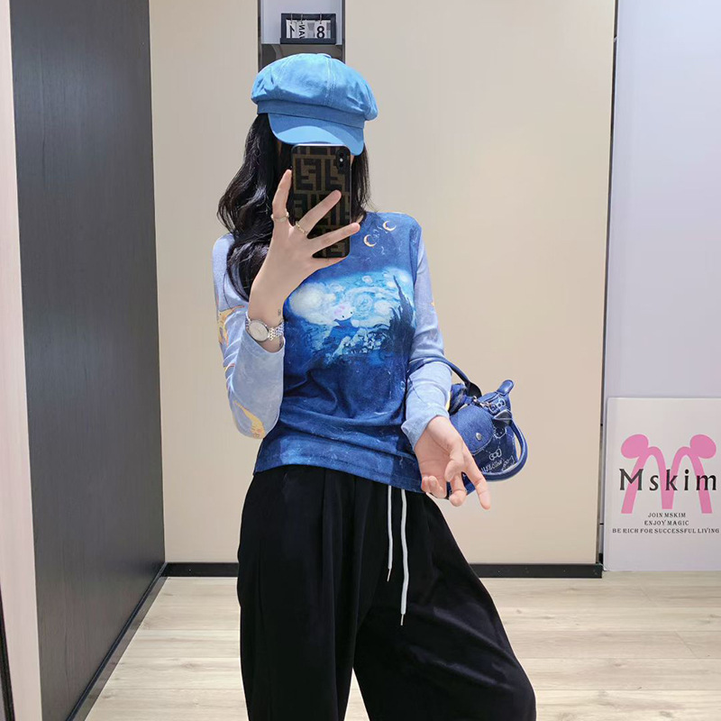 Sweet and Cool Style Abstract Night Sky Cat Print Long-Sleeved T-Shirt for Women, Autumn Slim-Fit Unique Base Shirt Top