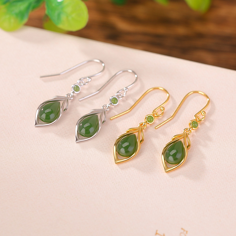 Bông tai nữ bạc S925 mạ vàng đính đá ngọc bích hình giọt nước phong cách retro — Kiểu màu vàng