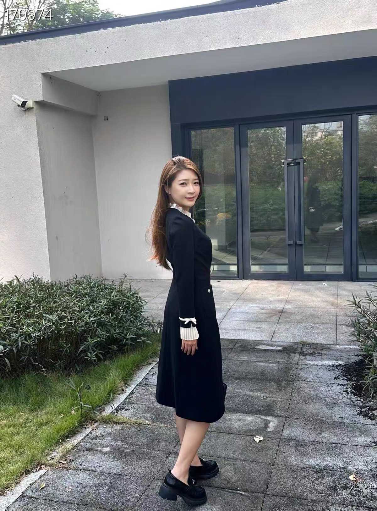 Giày lười nữ da đế dày phong cách mới mùa thu — Màu đen chi tiết 3