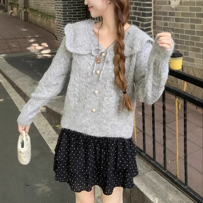2025 New Autumn and Winter Casual Lazy Style Ruffled Knitwear for Women French Niche Design Pullover Knitwear for Women
