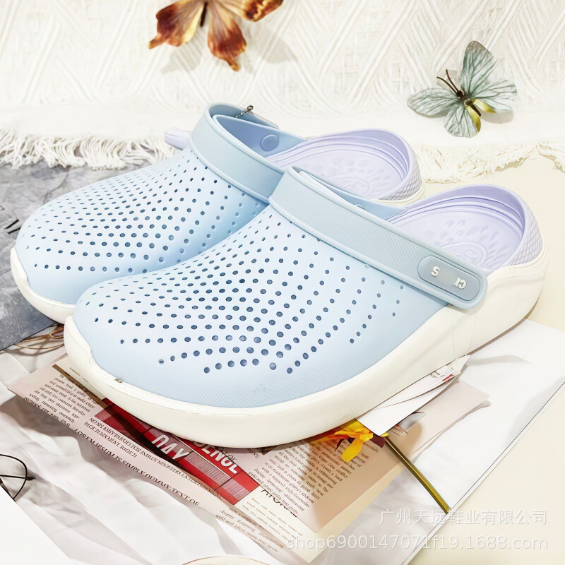 Clog Shoes for Men, Water-Resistant, 2026 Summer New Style, Outdoor Closed-Toe Driving Slippers, Beach Sandals, Trendy Wholesale