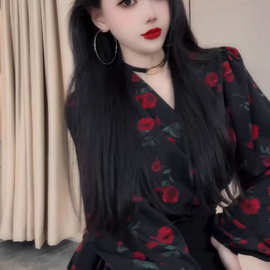 法式碎花V领蝴蝶结衬衫女春夏设计感绑带收腰衬衣别致泡泡袖上衣