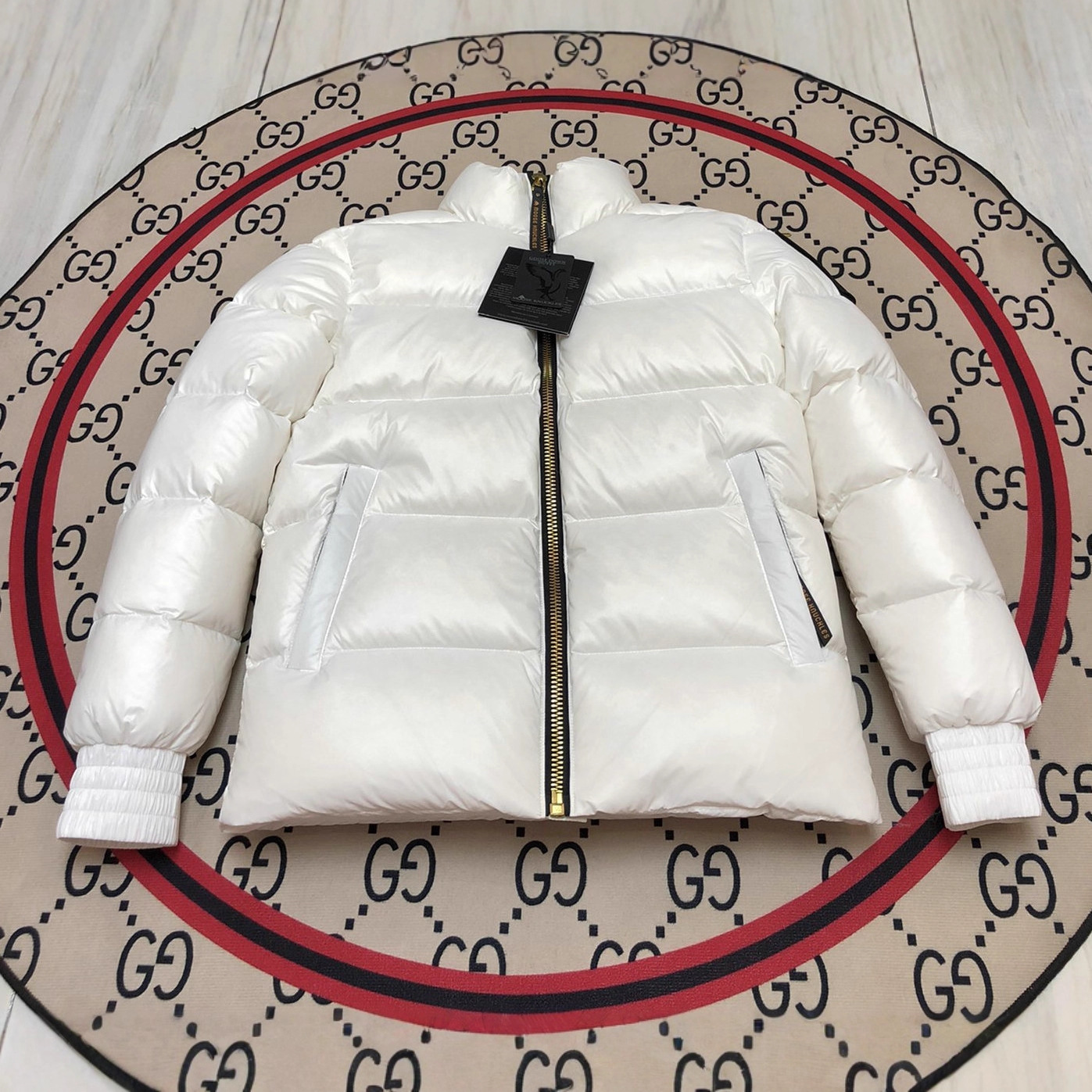 【现货代发】跨境剪刀手09款经典轻薄保暖潮男女情侣款羽绒服