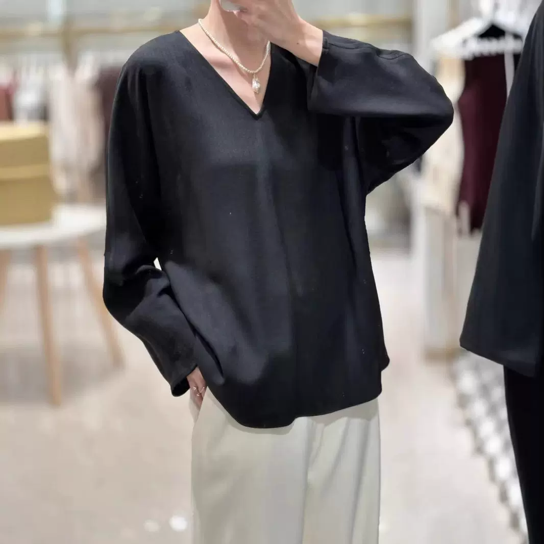 醋酸上衣纯色简约宽松百搭长袖T恤女2025新款文艺休闲打底衫v领