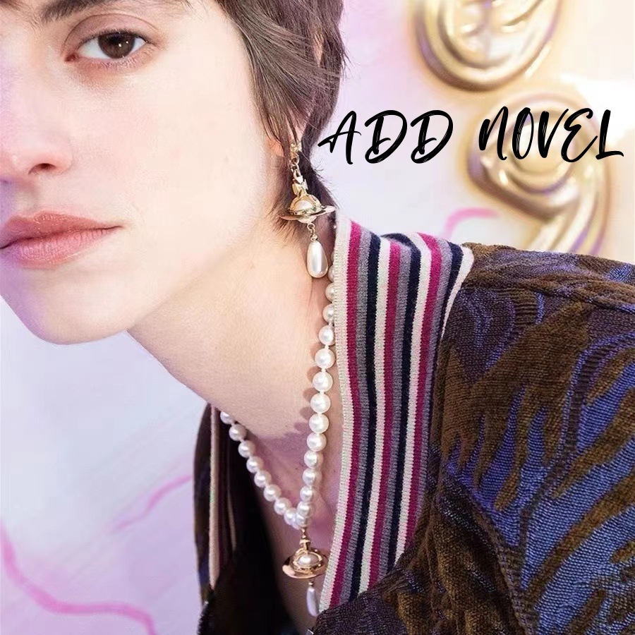 Classic three dimensional earrings drop-shaped pearl with tassels