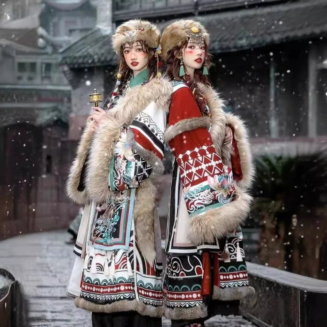 Новая [тибетская] тибетская пара одежды тибетская одежда