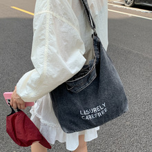 斜挎包女大容量牛仔布大学生上课通勤单肩包百搭休闲森系手提包