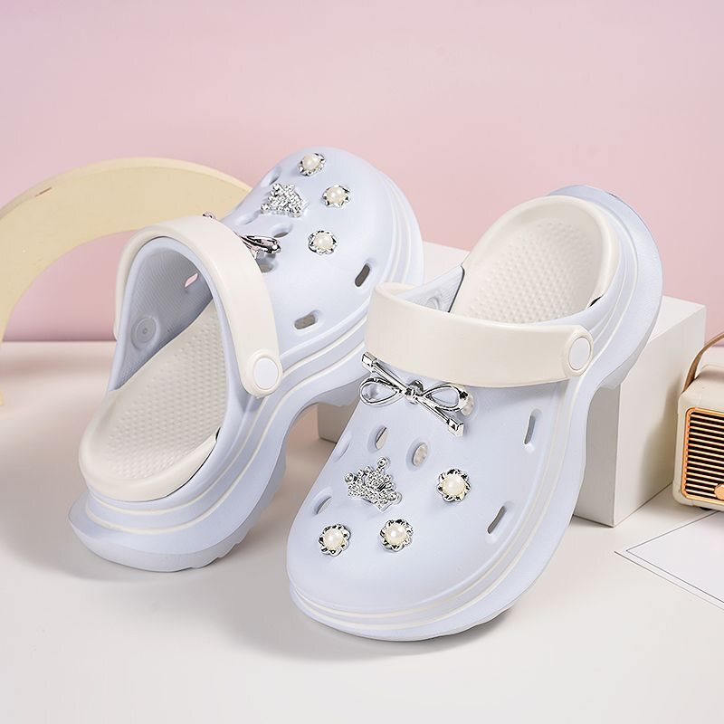 Summer 2026 new model women's slippers, thick-soled, non-slip, suitable for outdoor wear, office, home, dormitory, beach, and outings