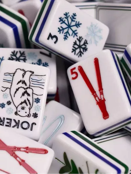 New 5-layer acrylic polar bear sled luxury 160-piece snow sculpture acrylic mahjong tiles for leisure and entertainment