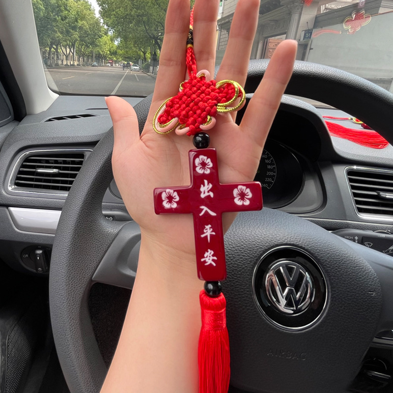 Manufacturers Chinese knot cross car accessories creative cross car rearview mirror safety pendant car pendant