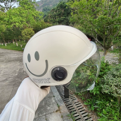 Motosiklet kaskı (dəbilqə) adult helmet men and women - 3c-adult-rice-white-hd-short-smile-sticker-w