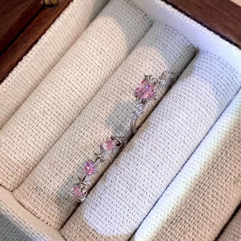 Sommerlicher, mädchenhafter, rosafarbener, herzförmiger Diamantring für Damen, eleganter, schlichter und individueller Modering_voghion.com