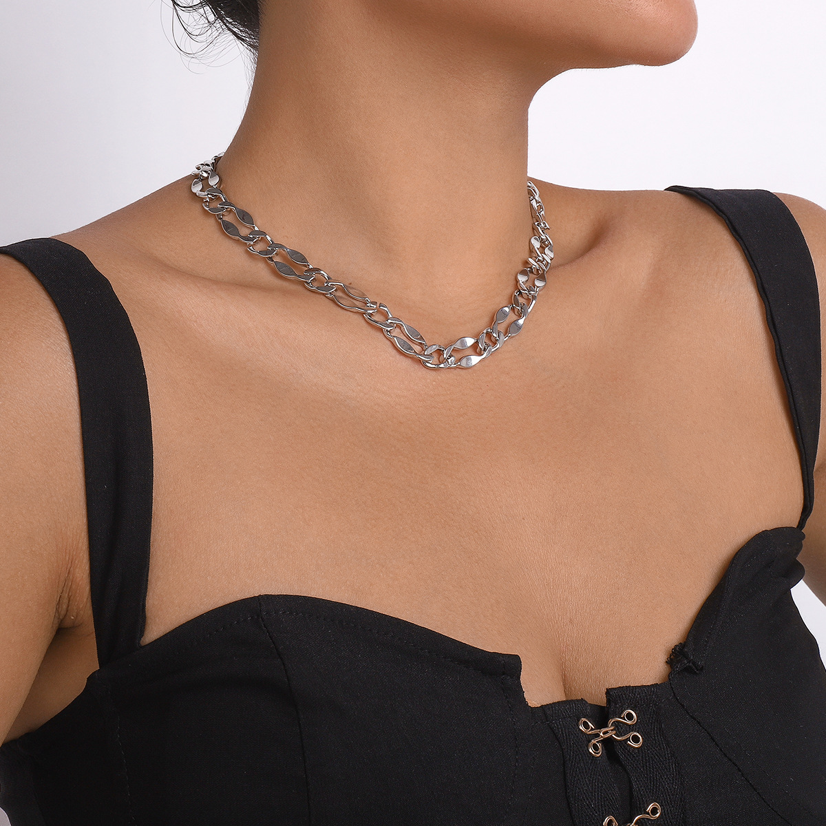 Fashion Solid Color Iron Plating Womenu0027S Necklace 1 Piece