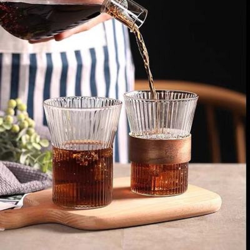 Fábrica creativa patrón vertical de vidrio taza de agua abierta taza de café de vidrio borosilicato leche caliente y fría desayuno taza de leche