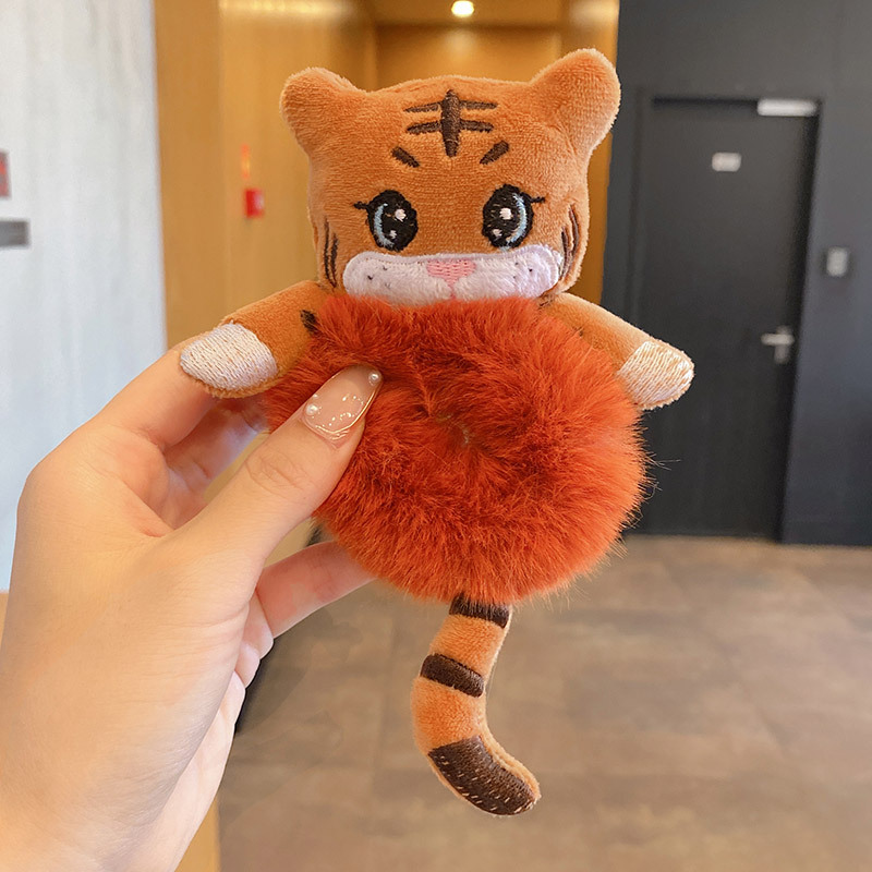 Brown little tiger hair circle