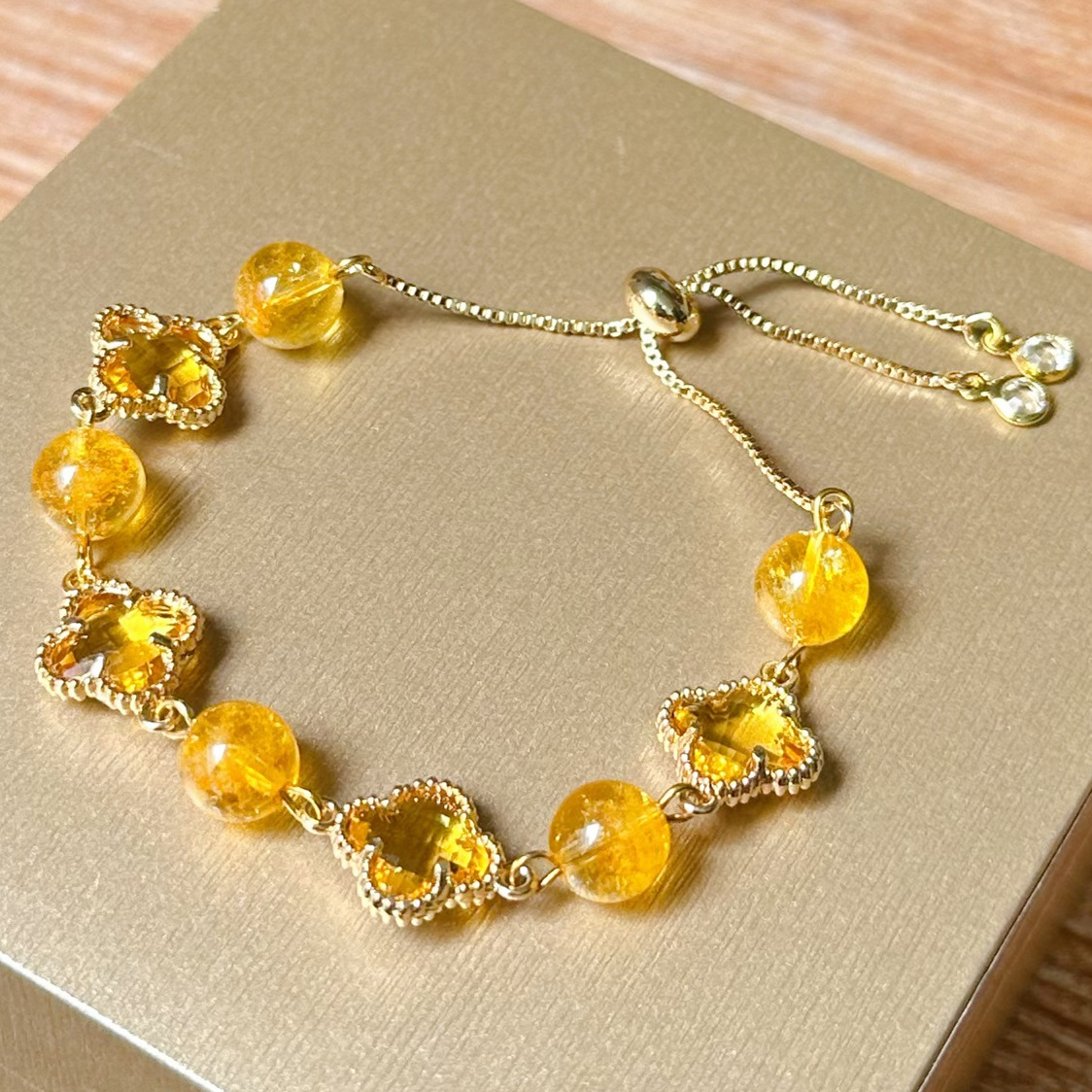 08D88A721F16F76A53DD5FB90A8F83