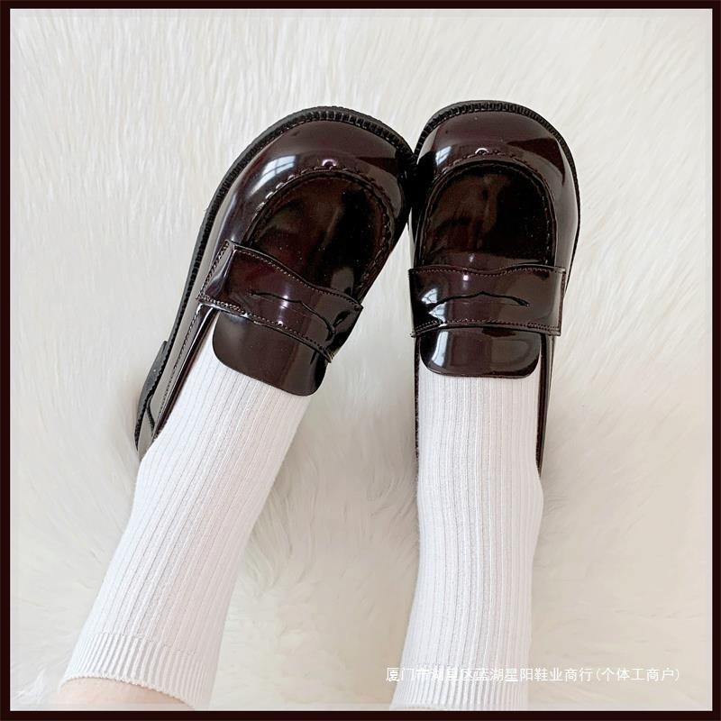 熊熊日报2025秋季学院风厚底乐福鞋软底舒适透气内里女式时装单鞋