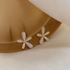 Metal sophisticated small design cute earrings, simple and elegant design, flowered