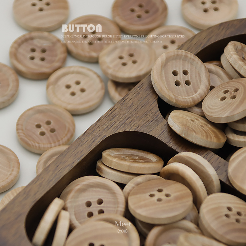 Round Wood Button Men's and Women's Clothes Top Sweater Coat Button Children's Clothes Shirt Decorative Button Round Wood Button Men's and Women's Clothes Top Sweater Coat Button Children's Clothes Shirt Decorative Button