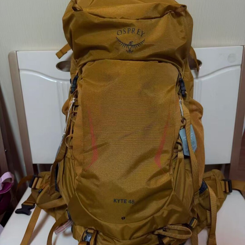 New Hawkeye 48L outdoor sports backpack, suitable for hiking, mountaineering, travel, leisure, and commuting, a versatile backpack