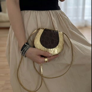 �n��С���OӋ��ײɫؐ�����͹Ž���ײɫ�{�~�y��Ƥ����б���R����